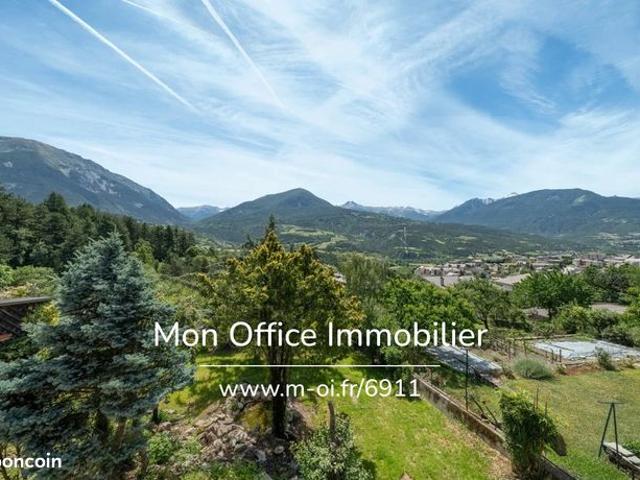 Villa 9 pièces 183 m²
