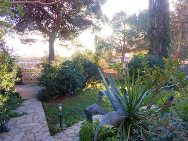 Villa 9 pièces 200 m²