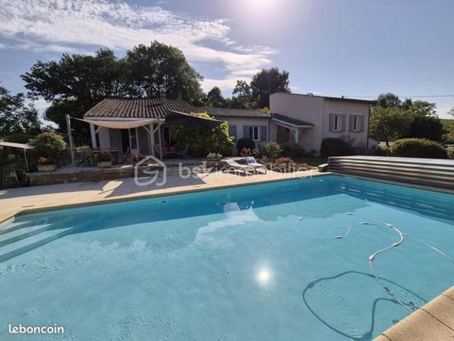 Villa 9 pièces 200 m²