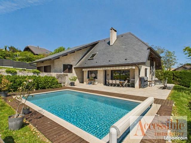 Villa 9 pièces 203 m²