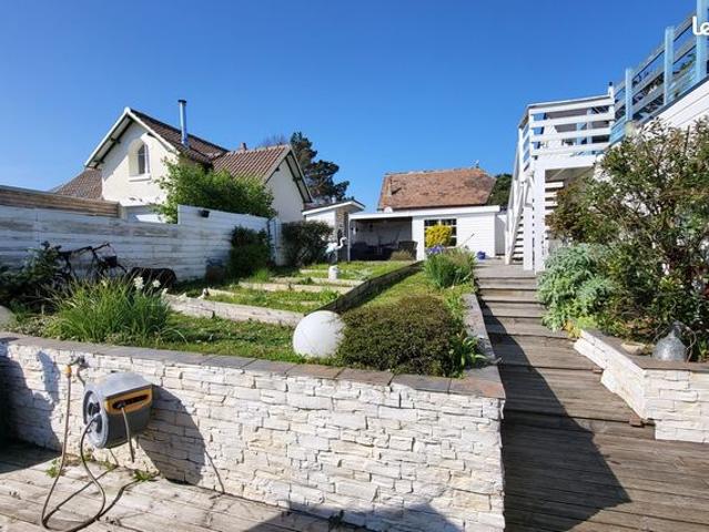 Villa 9 pièces 225 m²