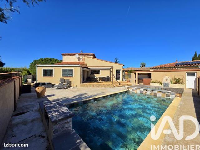 Villa 9 pièces 255 m²