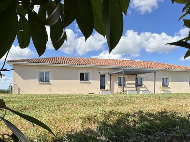 Villa 9 pièces 275 m²