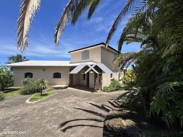 Villa 9 pièces 281 m²