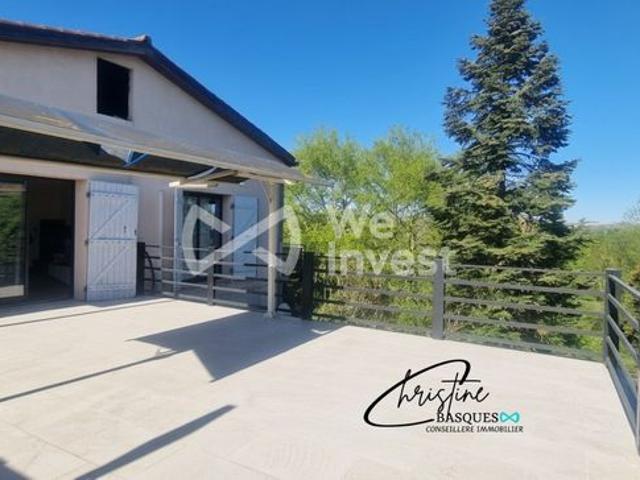 Villa 9 pièces 284 m²
