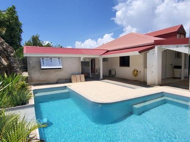 Villa 9 pièces 286 m²
