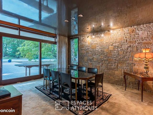 Villa 9 pièces 320 m²