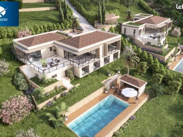 Villa 9 pièces 323 m²