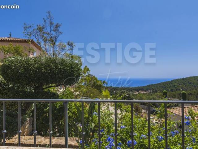 Villa 9 pièces 350 m²