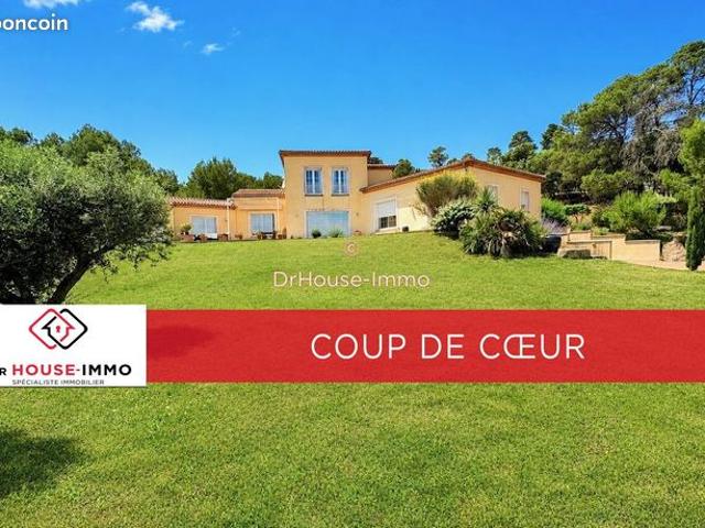 Villa 9 pièces 380 m²