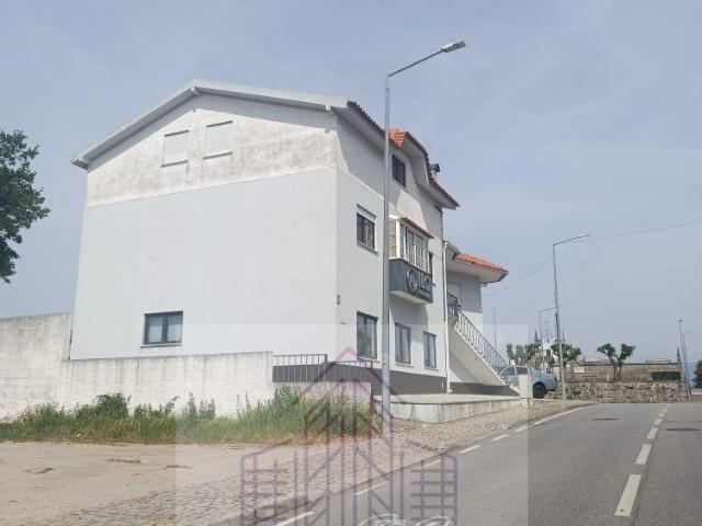 villa 9 quarto, Coimbra Oliveira do Hospital 3400 DS101508400