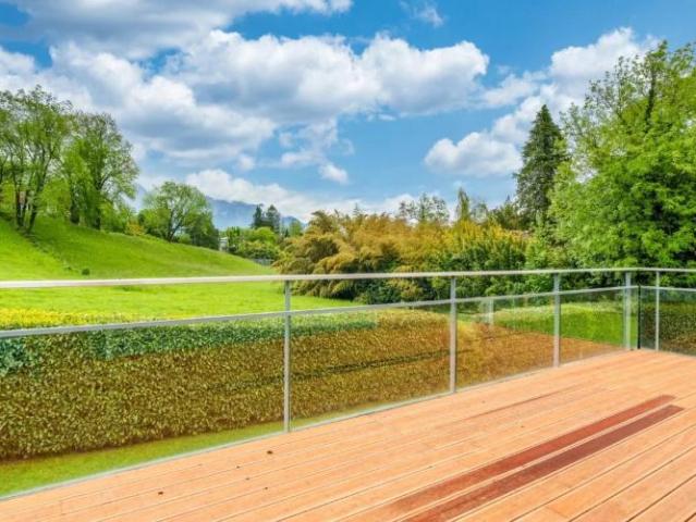Villa 9.5 Zimmer