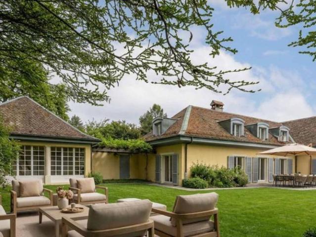 Villa 9.5 Zimmer