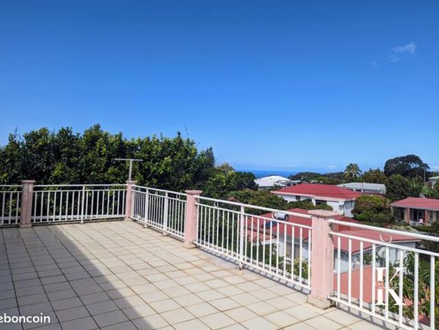 Villa 13 pièces 210 m²