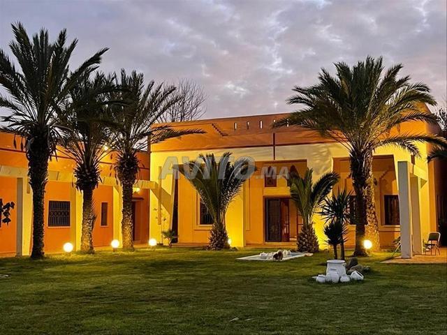 Villa 10500 m² à vendre à Labissa à Bouskoura