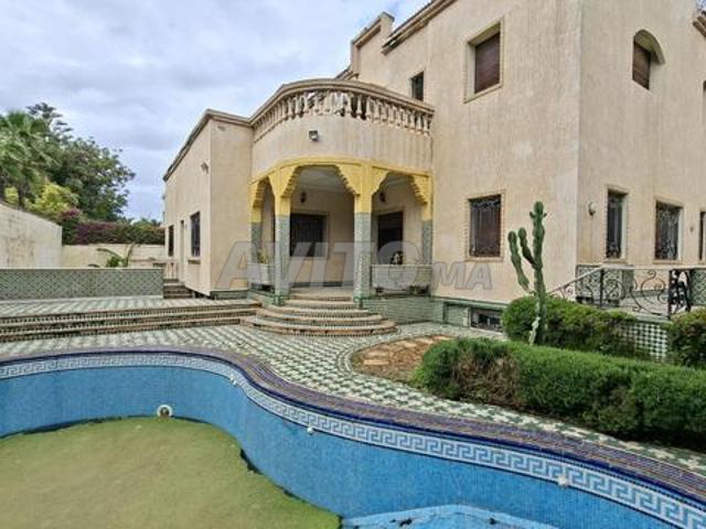 Villa 1061 m² 8 chambres plein sud