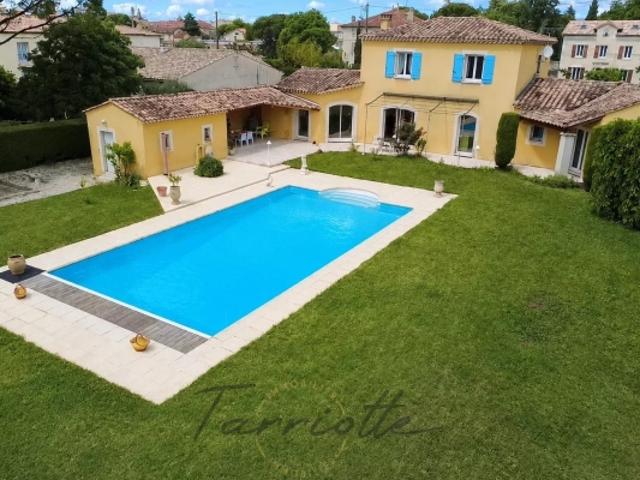 VILLA 10816