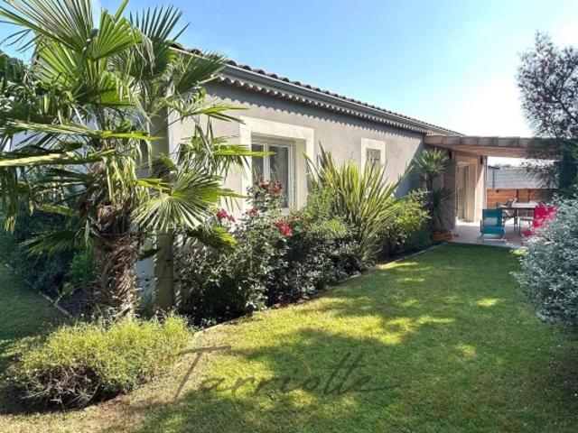 VILLA 10829