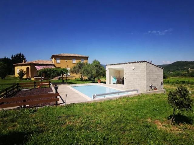 VILLA 10830