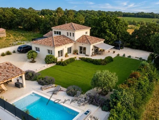 VILLA 10837