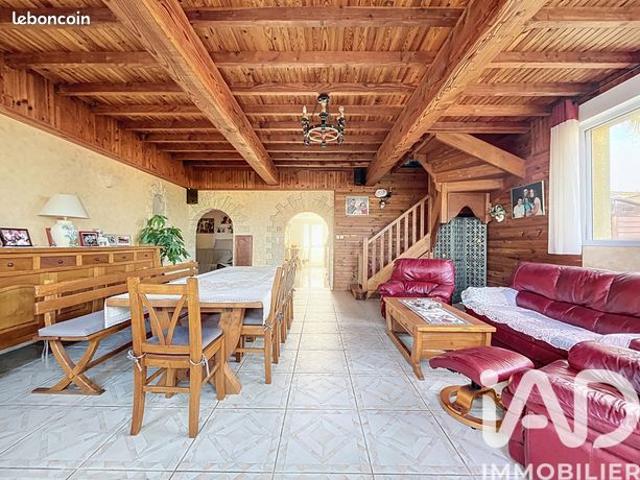 Villa 10 pièces 174 m²