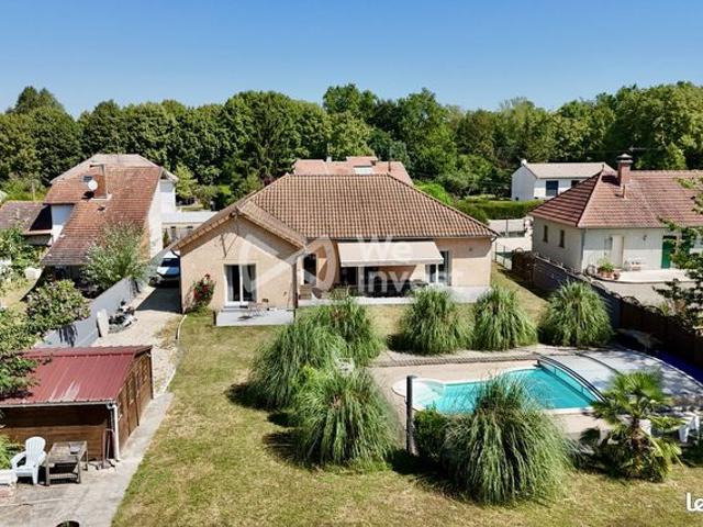 Villa 10 pièces 170 m²