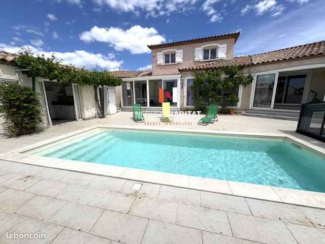 Villa 10 pièces 184 m²