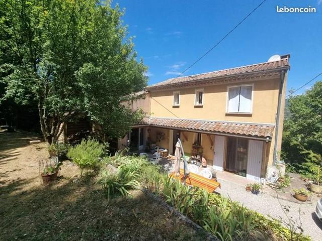 Villa 10 pièces 183 m²