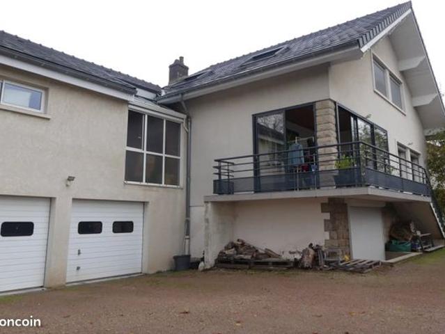Villa 10 pièces 202 m²