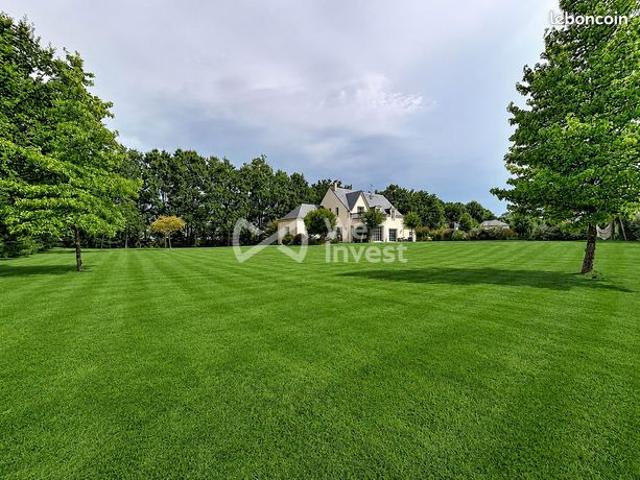 Villa 10 pièces 217 m²