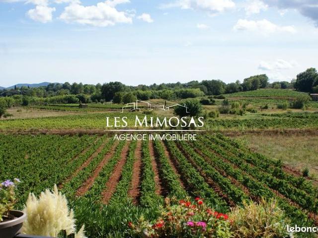 Villa 10 pièces 217 m²