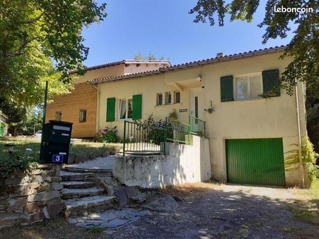 Villa 10 pièces 198 m²