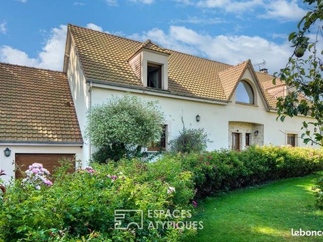 Villa 10 pièces 226 m²