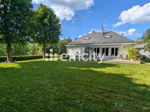 Villa 10 pièces 226 m²