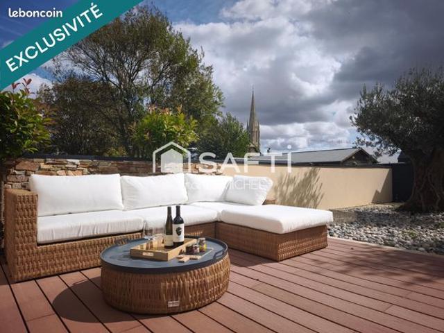 Villa 10 pièces 222 m²