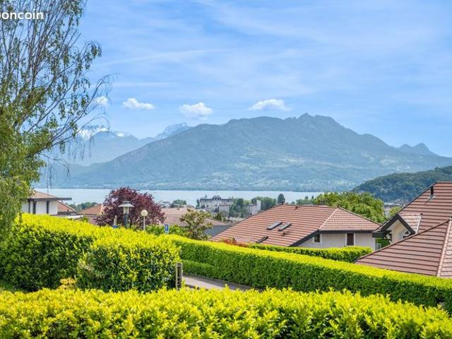 Villa 10 pièces 233 m²