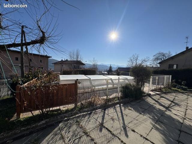 Villa 10 pièces 245 m²