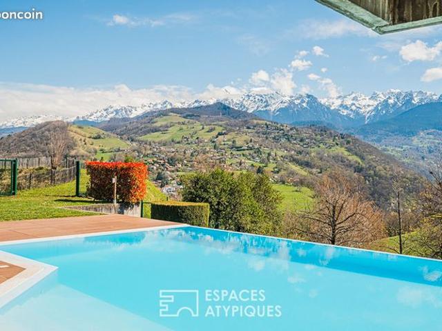 Villa 10 pièces 250 m²