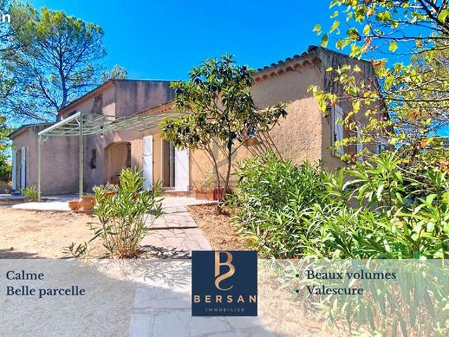 Villa 10 pièces 277 m²