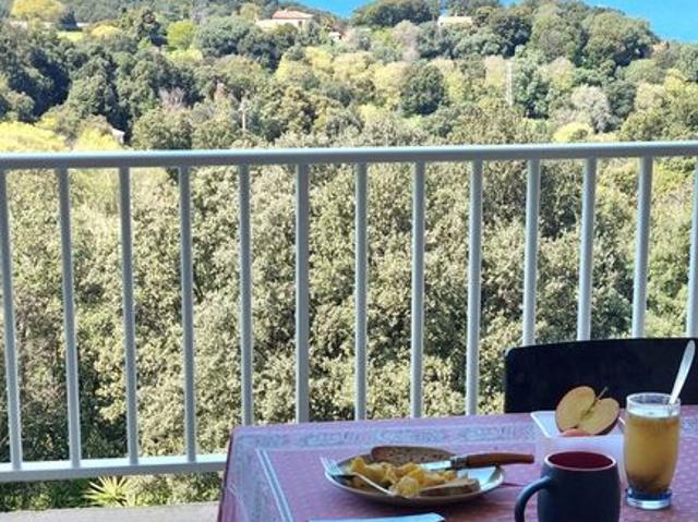 Villa 10 pièces 270 m²