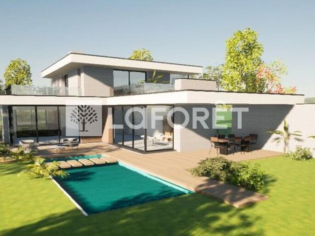 Villa 10 pièces 270 m²