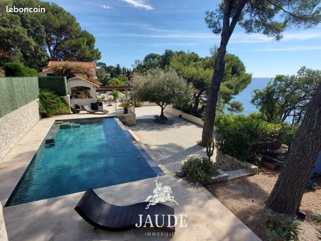 Villa 10 pièces 270 m²