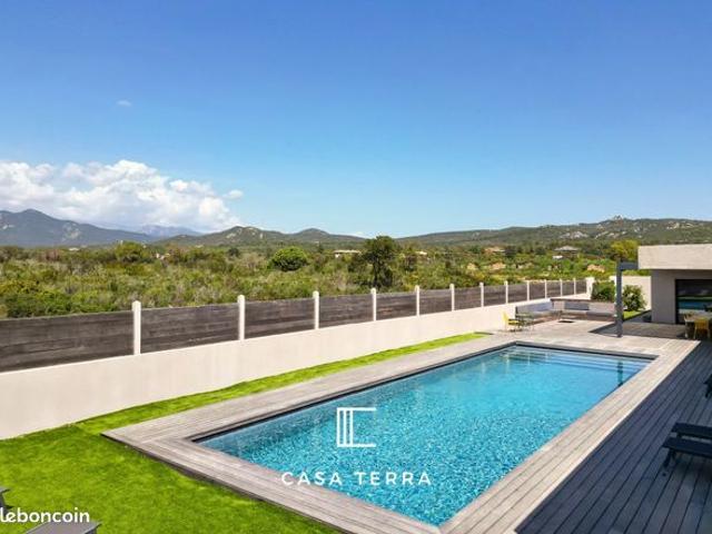 Villa 10 pièces 292 m²