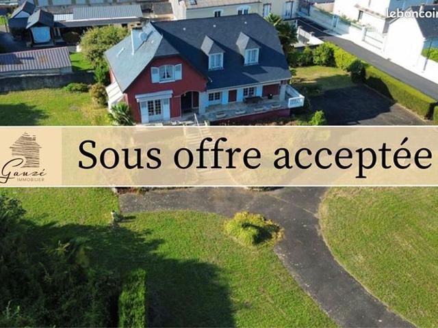 Villa 10 pièces 324 m²