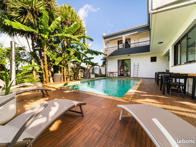 Villa 10 pièces 350 m²