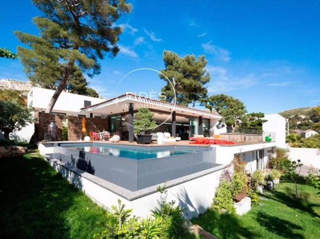 Villa 10 pièces 350 m²