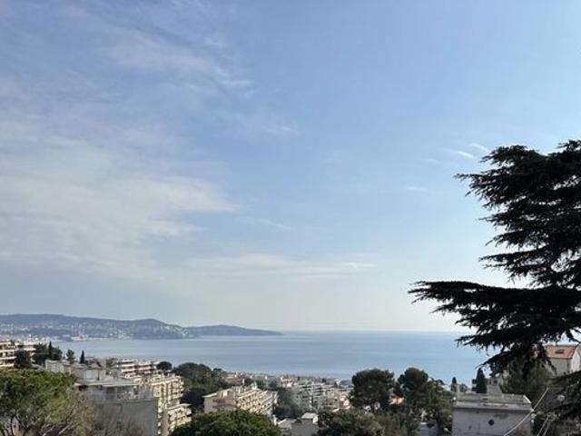 Villa 10 pièces 593 m²