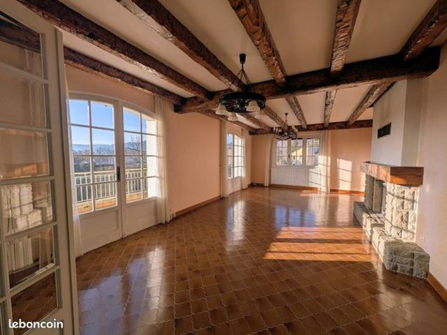 Villa 11 pièces 186 m²