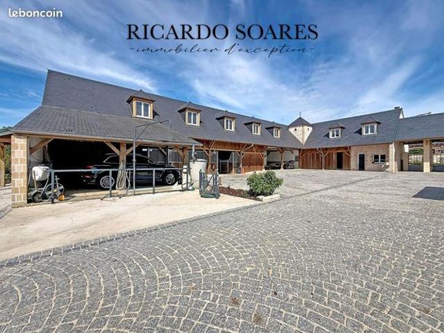 Villa 11 pièces 210 m²