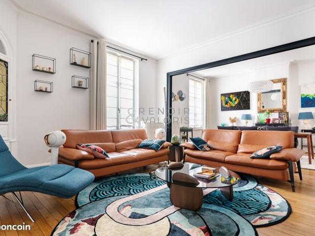 Villa 11 pièces 308 m²
